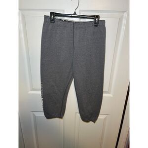 Under Armour Womens Gray Capri Leggings Medium Loose Fit Athletic Pants